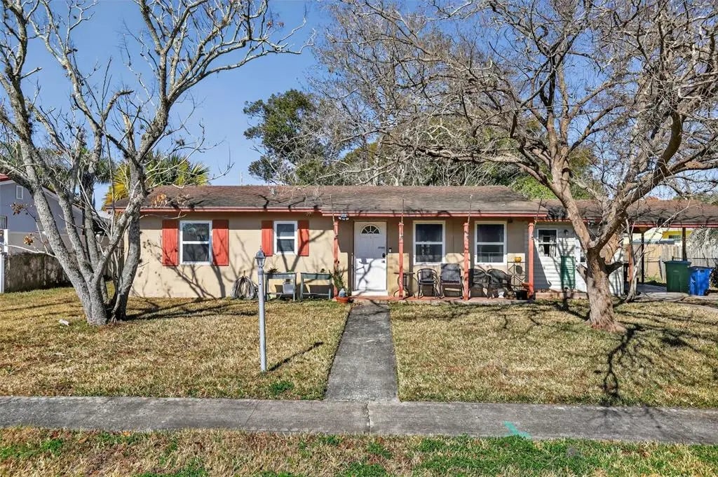 1524 Providence Boulevard, DELTONA