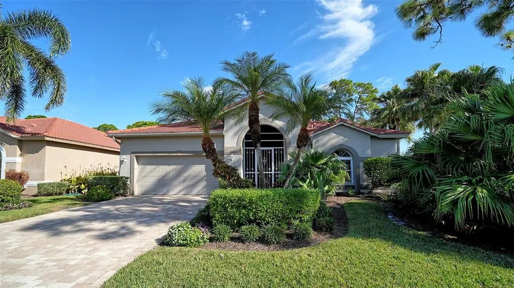 8875 Macgregor Lane, SARASOTA