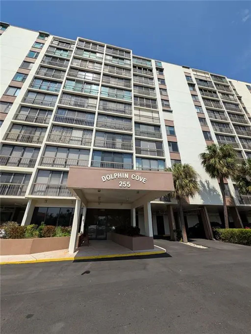 255 Dolphin Point 505, CLEARWATER BEACH