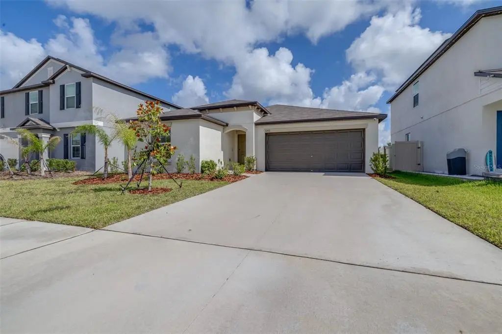 5182 Fiddle Fig Avenue, WIMAUMA