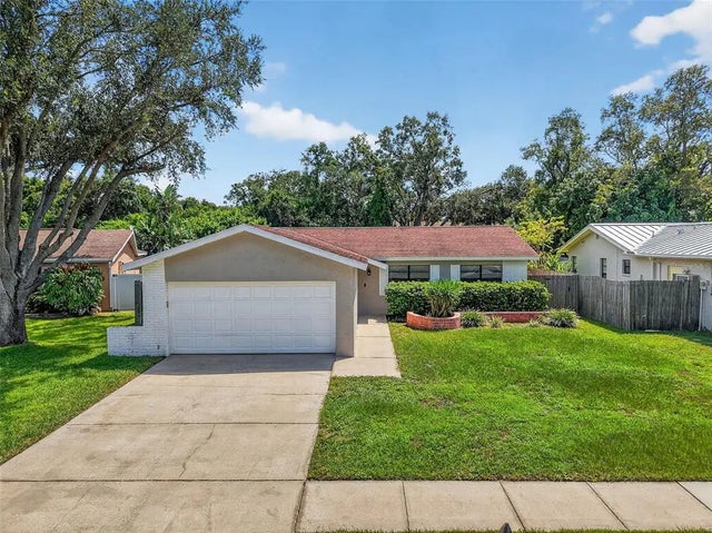 2827 Eagle Run Circle S, CLEARWATER