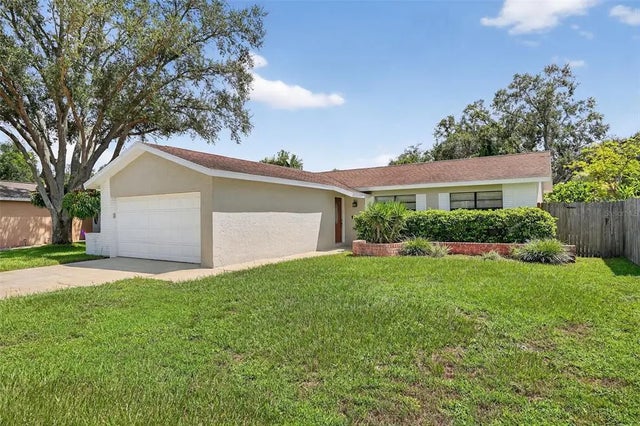 2827 Eagle Run Circle S, CLEARWATER
