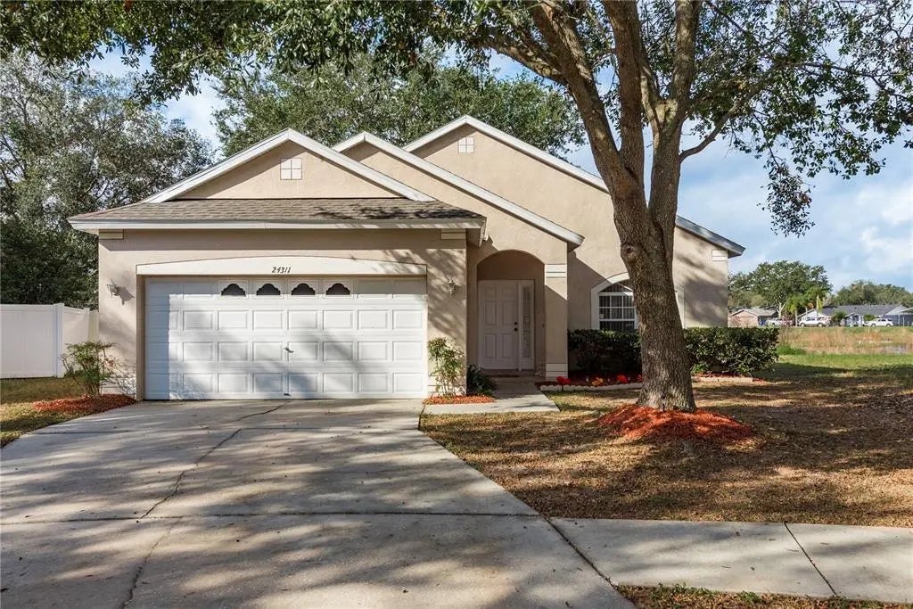 24311 Breezy Oak Court, LUTZ