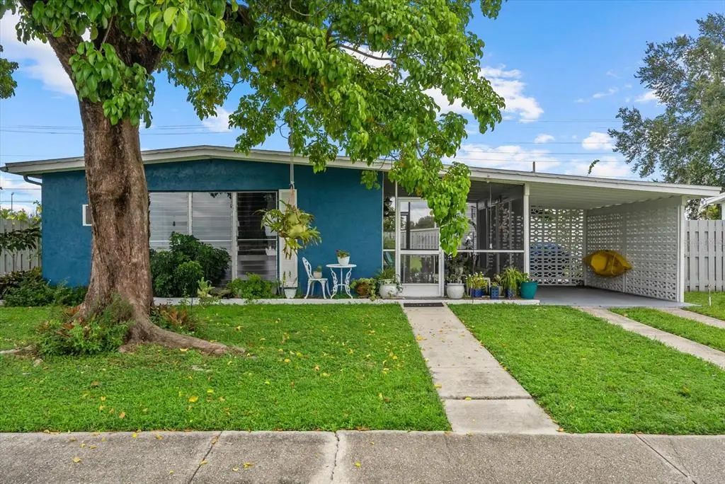8392 Maureen Avenue, NORTH PORT