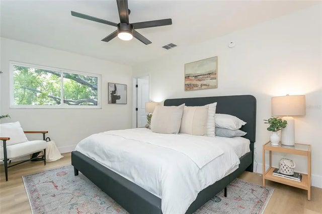 947 Sousa Drive, LARGO