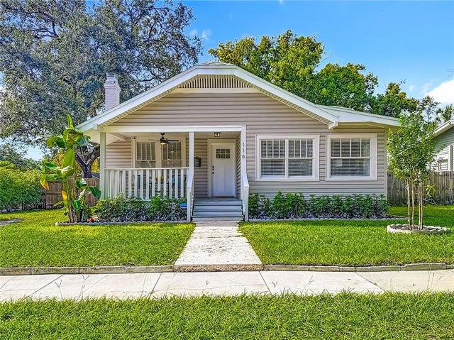 116 W Powhatan Avenue, TAMPA