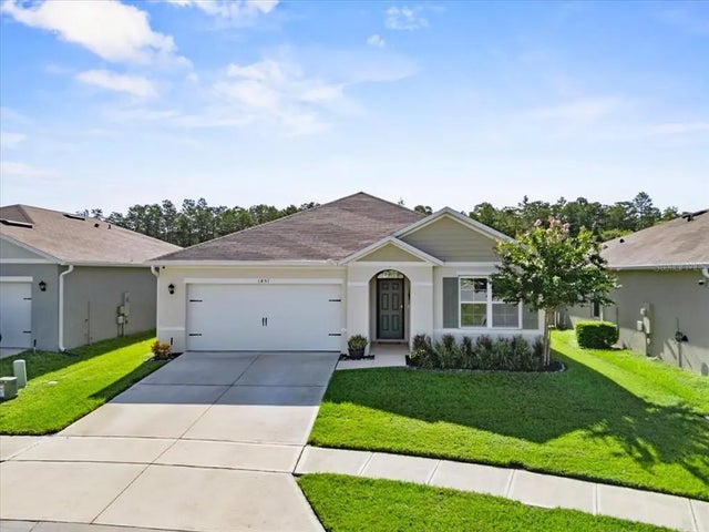 1451 Fox Squirrel Drive, DAVENPORT
