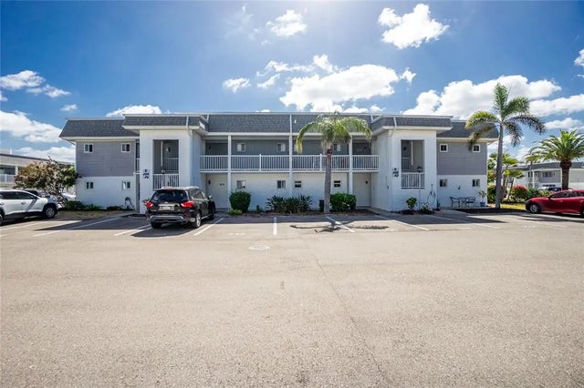 22375 Edgewater Drive 123, PUNTA GORDA