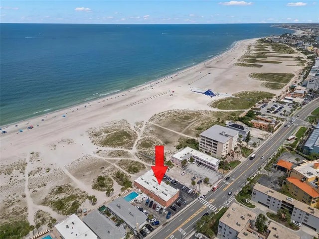 10280 Gulf Boulevard 12, TREASURE ISLAND