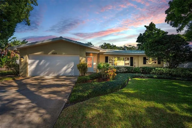 1359 Whispering Pines Drive, CLEARWATER