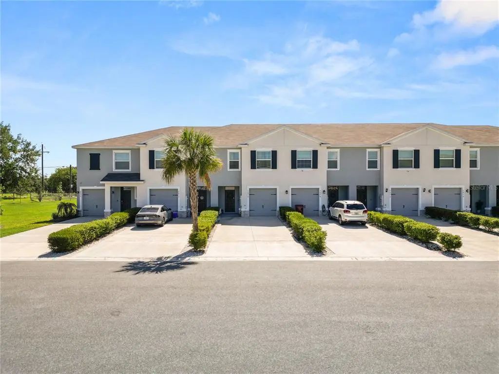 3830 Sunflower Field Place, PLANT CITY