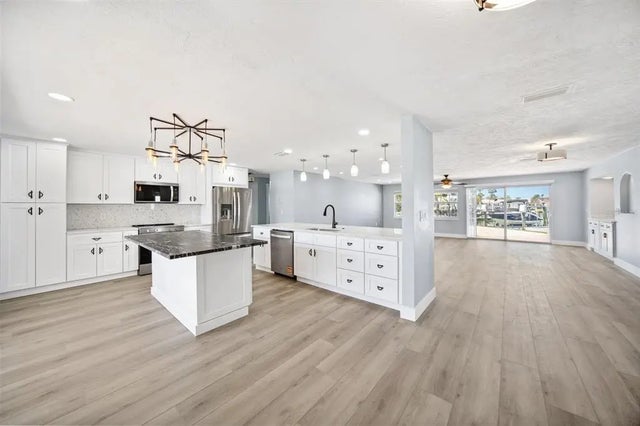 6410 3rd Palm Point, ST PETE BEACH