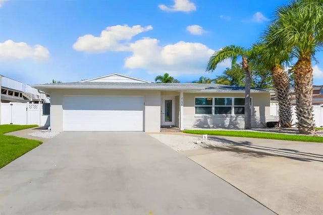 2192 Louisa Drive, BELLEAIR BEACH