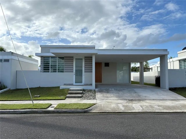 B-3 Calle Acacia, LAS PIEDRAS