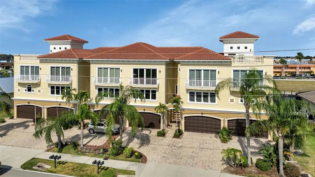 2522 Magdalina Drive 2522, PUNTA GORDA