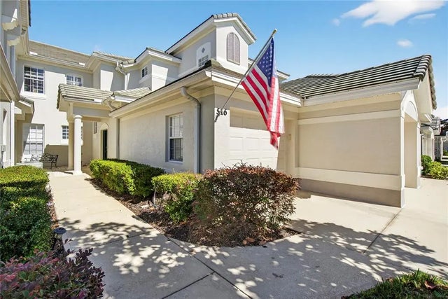 516 Grasslands Village Circle, LAKELAND