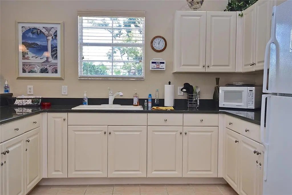 Gulf Shores Realty: 33 57b4e5051e36a2305b266f15af145ba1 l