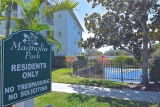 Gulf Shores Realty: 37 43b204162392ea8ce602908b7d315d60 s