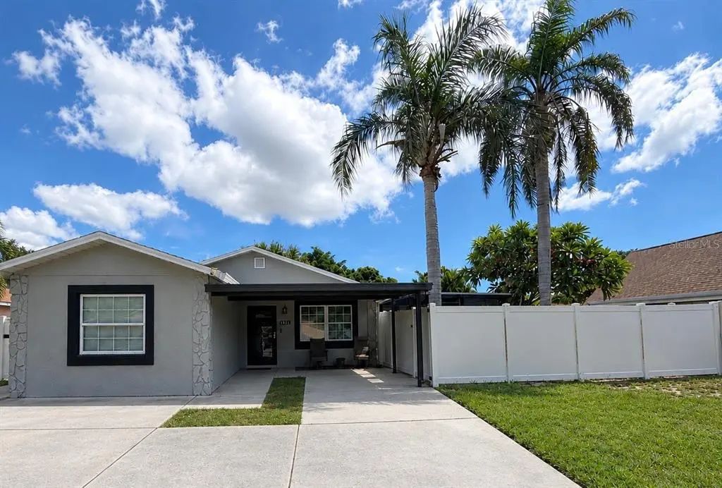 1951 Taylor Lake Circle, SEMINOLE