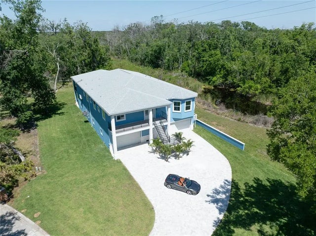 1033 Hammock Circle, TARPON SPRINGS