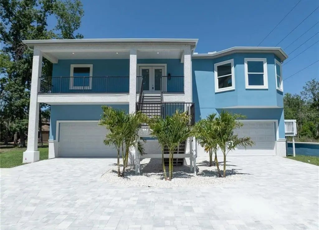 1033 Hammock Circle, TARPON SPRINGS