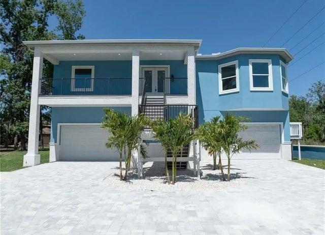 1033 Hammock Circle, TARPON SPRINGS