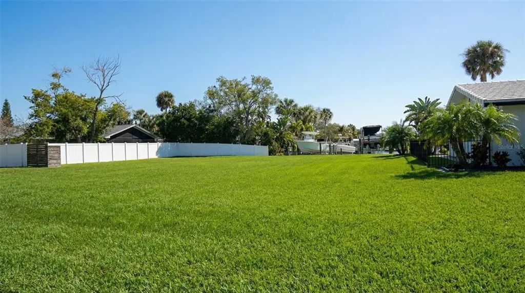 6 of 12 - 3904 Dana Shores Drive, TAMPA, FL