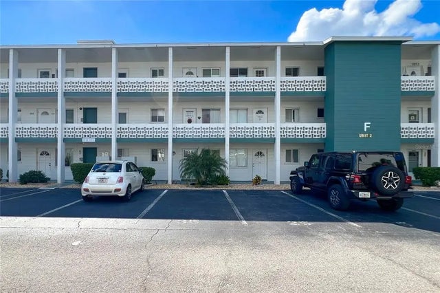 1864 Sunny Drive F24, BRADENTON