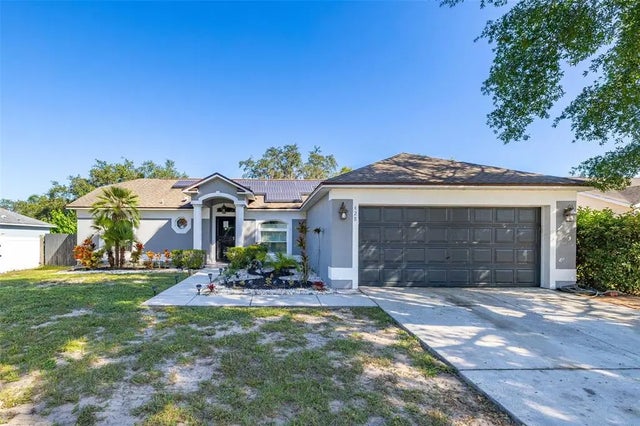428 Bent Oak Loop, DAVENPORT