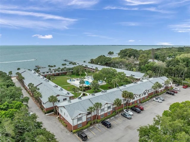 650 Pinellas Point Drive S 211, ST PETERSBURG