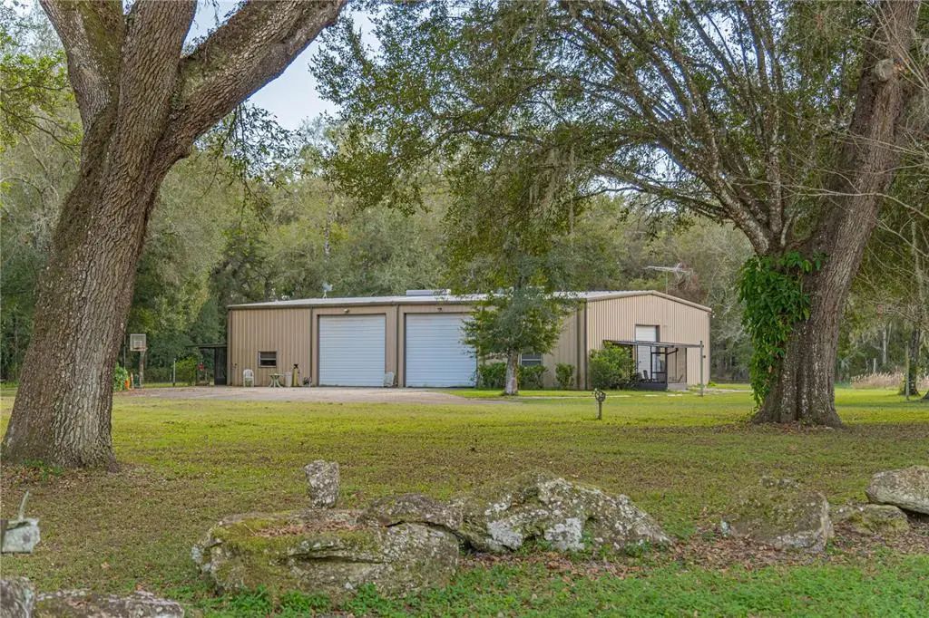 2557 Cr 674a, BUSHNELL