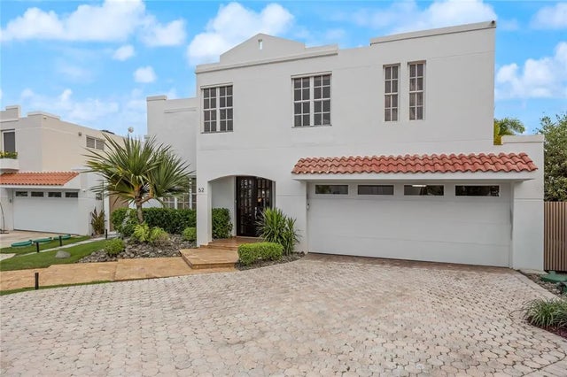 Calle Princesa Diana 52 Estancias Reales, GUAYNABO