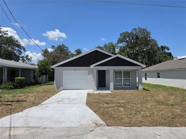 851 Avenue R Ne, WINTER HAVEN