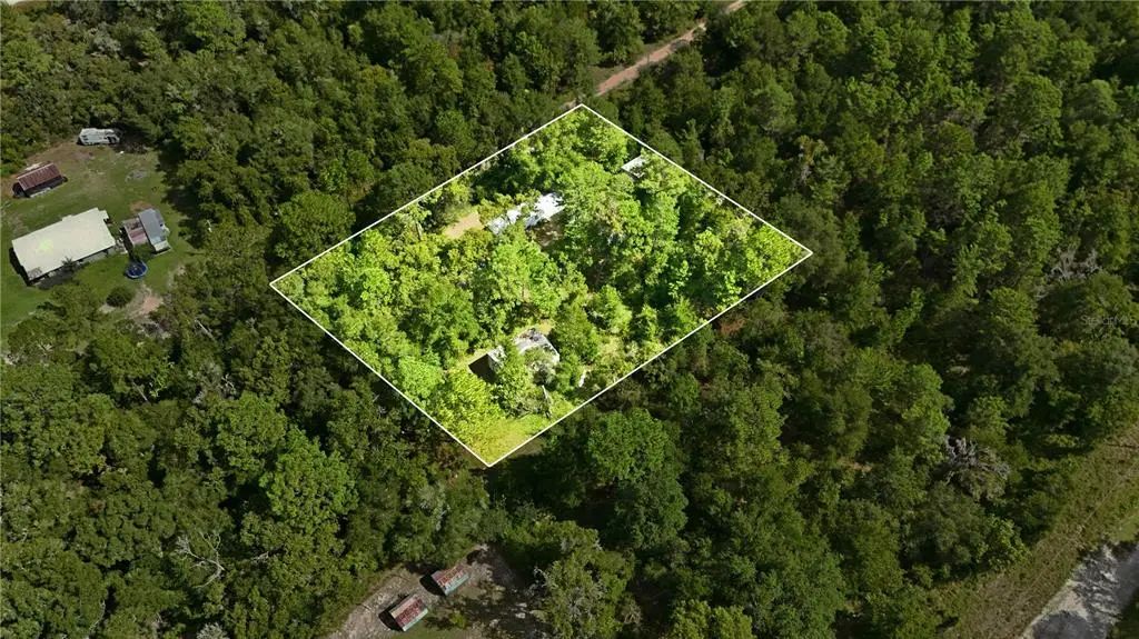 105 Perry Avenue, SATSUMA