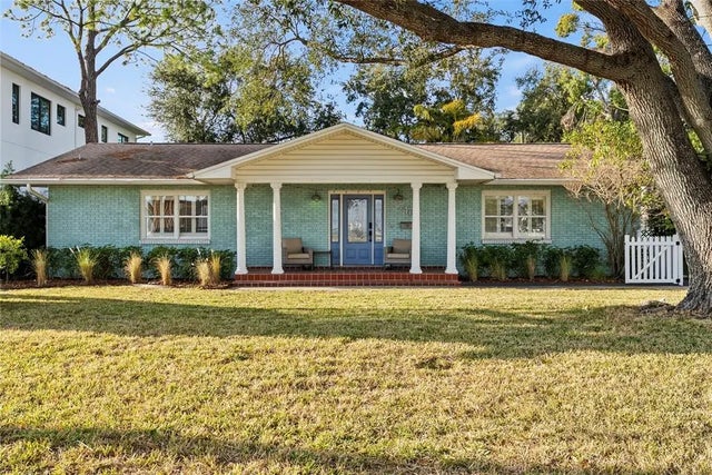 710 S Davis Boulevard, TAMPA