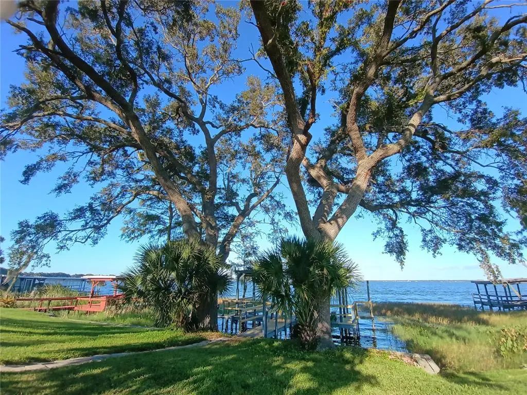 34232 Island Drive, LEESBURG