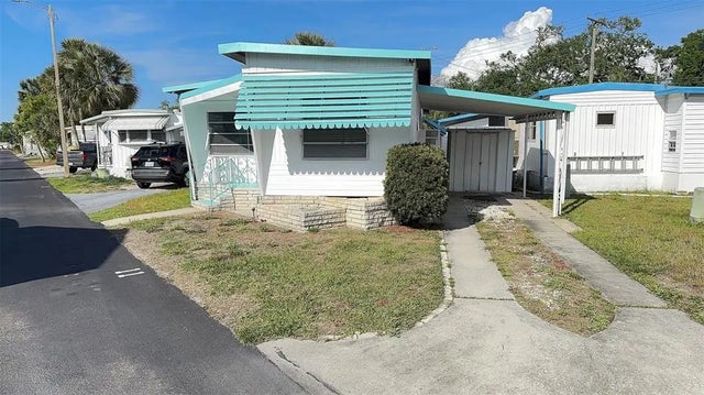 4851 W Gandy Boulevard B2l11, TAMPA