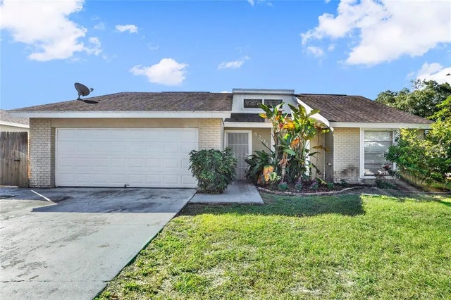 8201 Downfield Lane, TAMPA