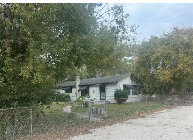 3712 E Osborne Avenue, TAMPA
