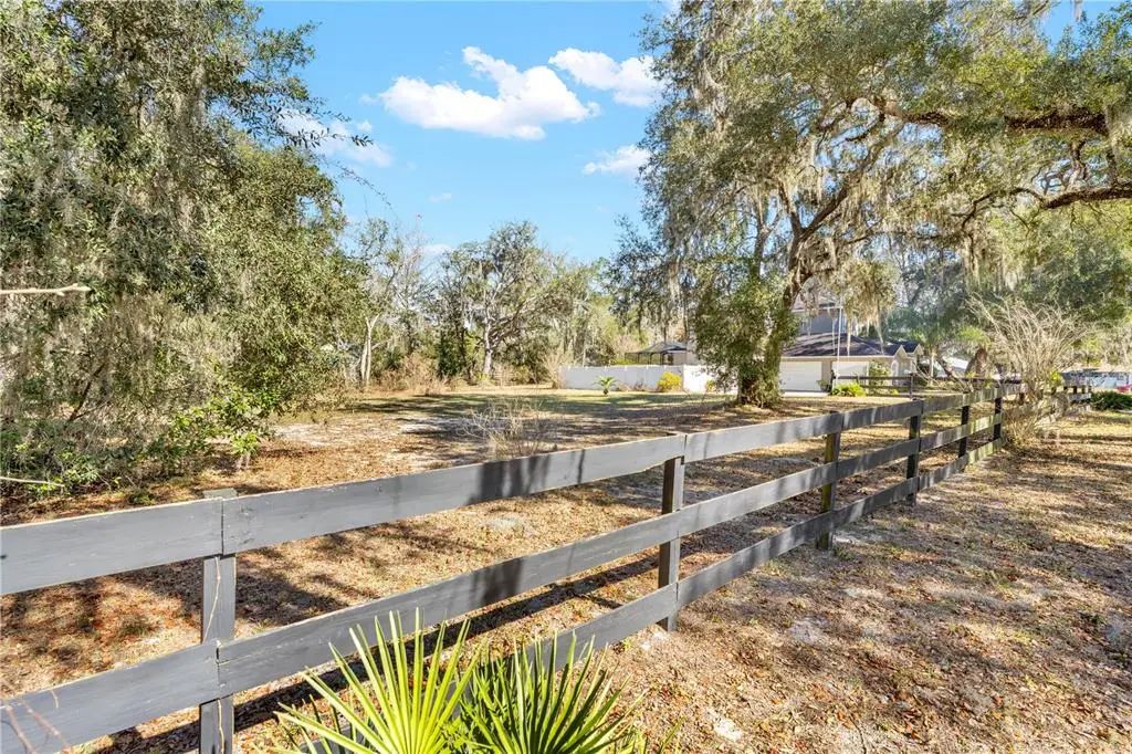 Shorewood Drive, DADE CITY