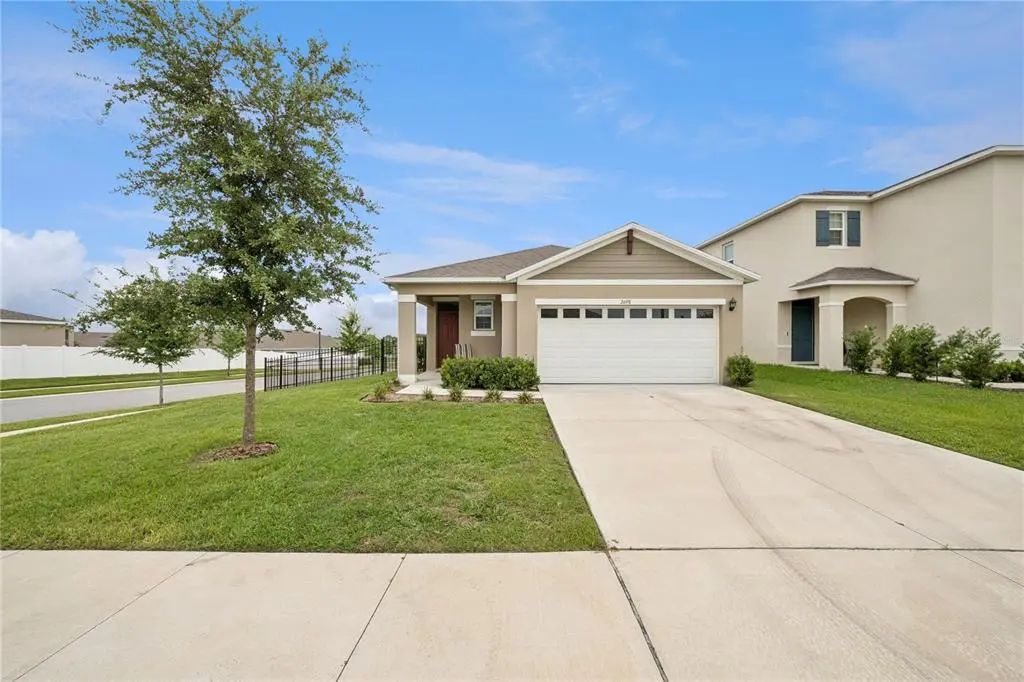 2698 Rowan Street, TAVARES