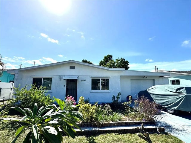 5210 Jersey Avenue S, GULFPORT