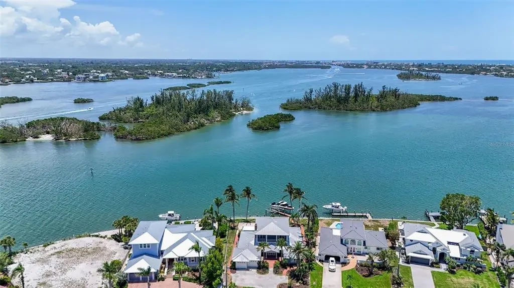 878 Freeling Drive, SARASOTA