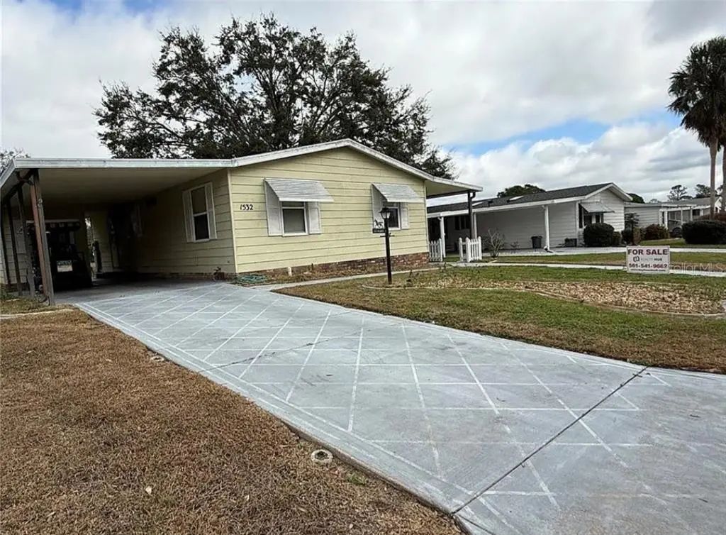 1532 W Schwartz Boulevard, LADY LAKE