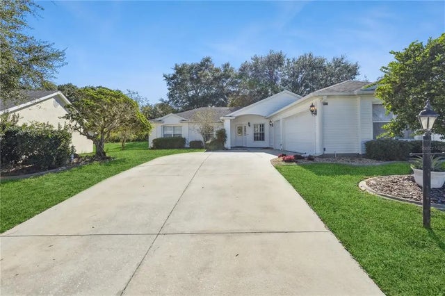 4936 Sawgrass Lake Circle, LEESBURG