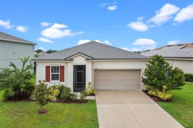 208 Summershore Drive, AUBURNDALE