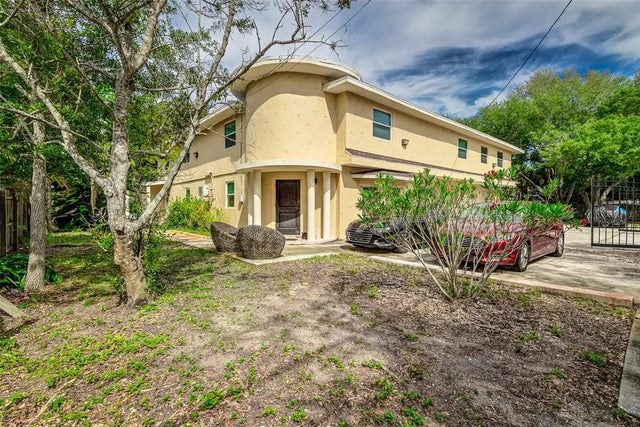 6628 1st Street N, ST PETERSBURG