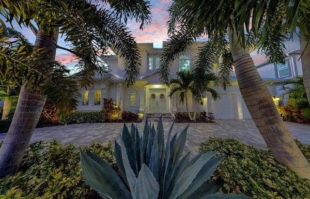 701 Pinckney Drive, APOLLO BEACH