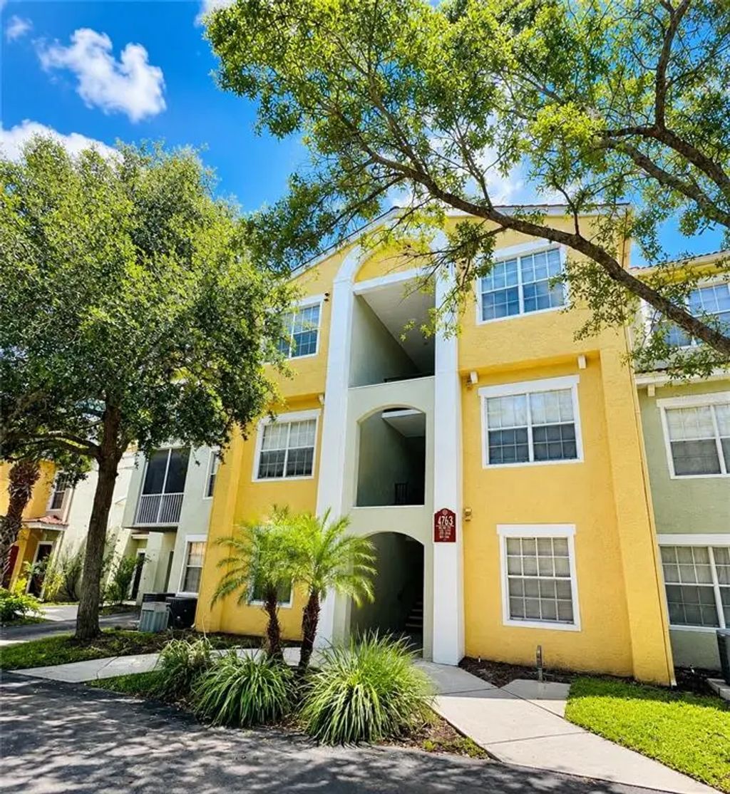 4763 Travini Circle 3-202, SARASOTA
