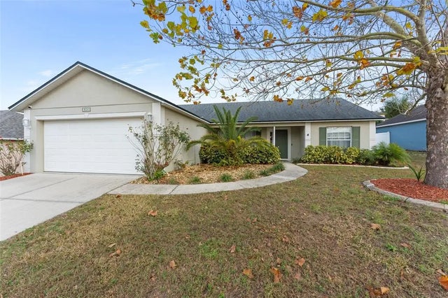 806 Breezy Lake Way, MINNEOLA